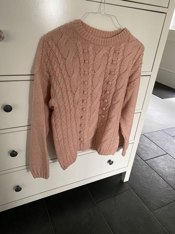 Bild: Dünner rosa Pullover